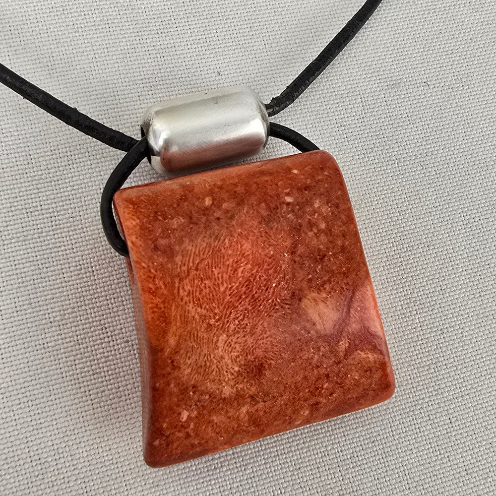 Vintage SILPADA 925 Sterling Silver Red Sponge Coral Pendant Leather Necklace
