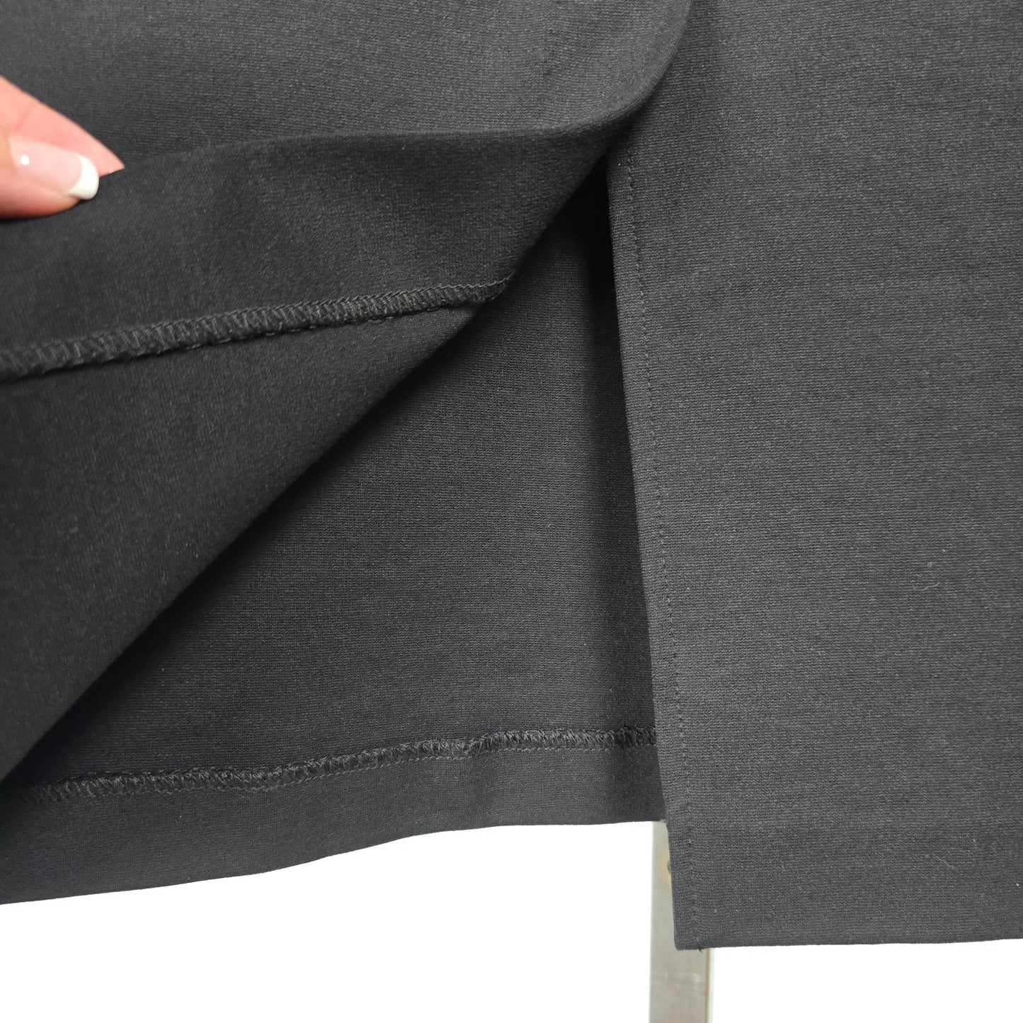 Le Chateau Black Belted Midi Pencil Skirt Size 5/6
