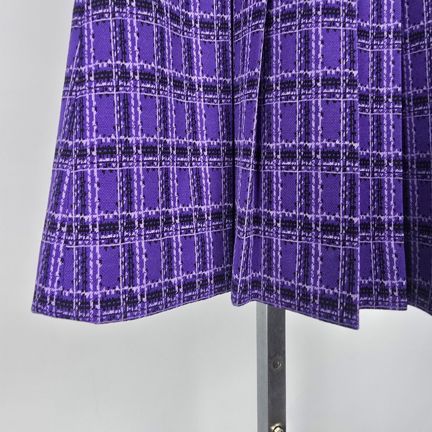 Vintage Tan Jay Purple Plaid Pleated Mini Skirt Size 8