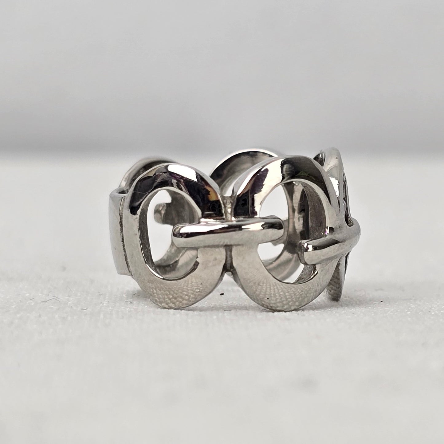 Steel X Silver Crystal Circle Ring Size 6