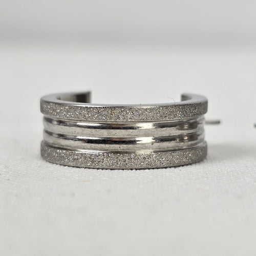 Steeltime Stainless Steel Silver Hoop Earrings