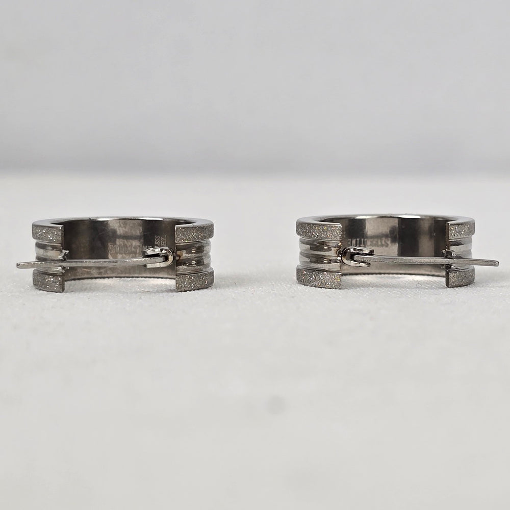 Steeltime Stainless Steel Silver Hoop Earrings