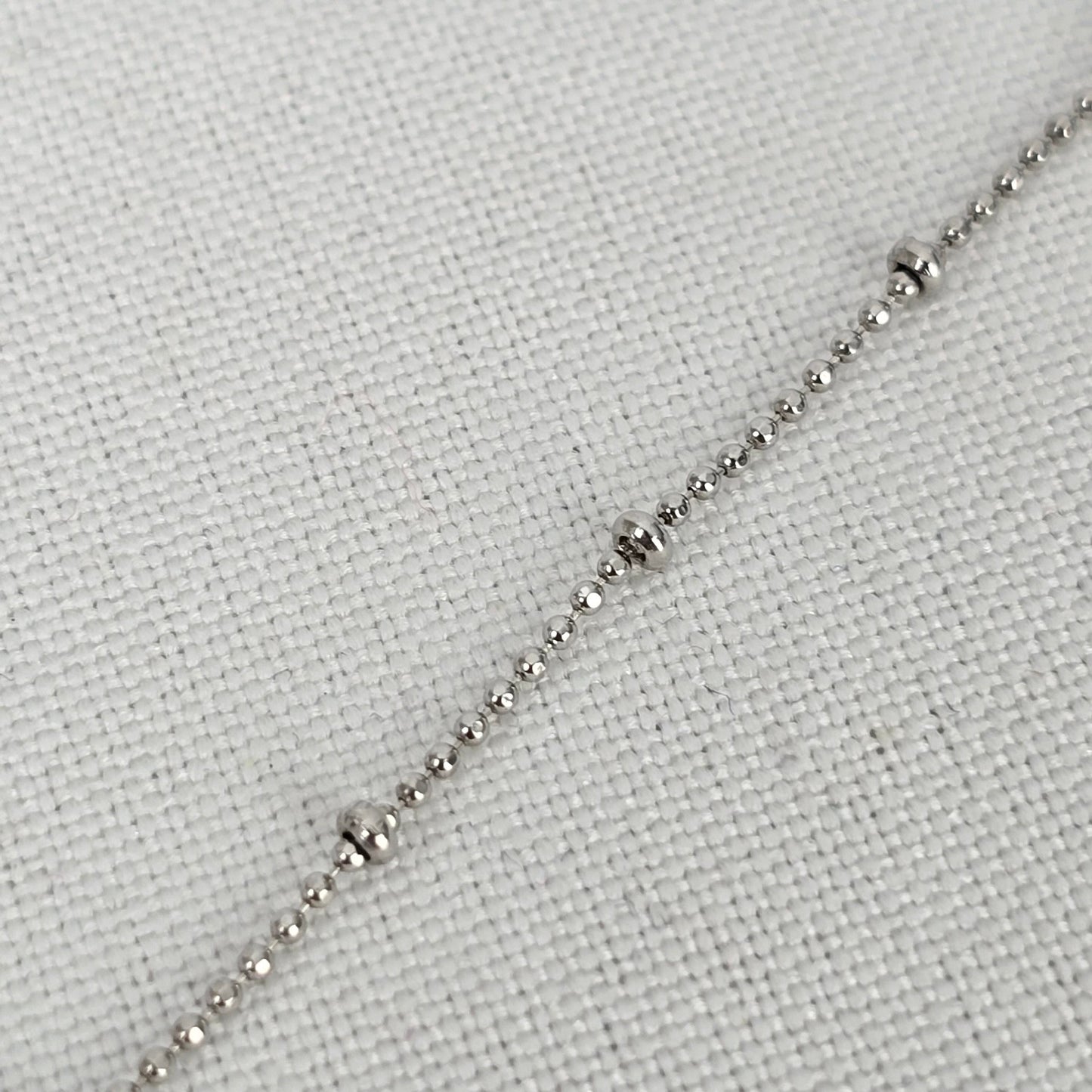 Lia Sophia Silver Tone Pendant Delicate Chain Necklace