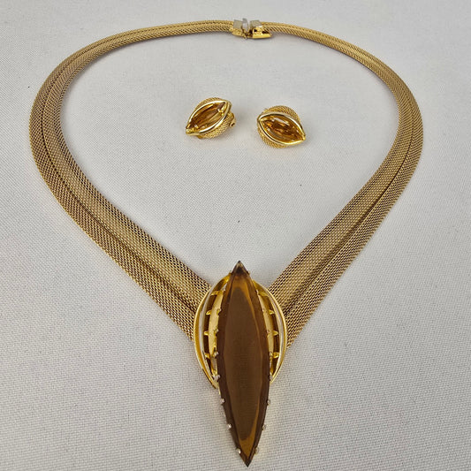 Vintage Gold Tone Brown Stone Statement Necklace & Clip On Earrings Set