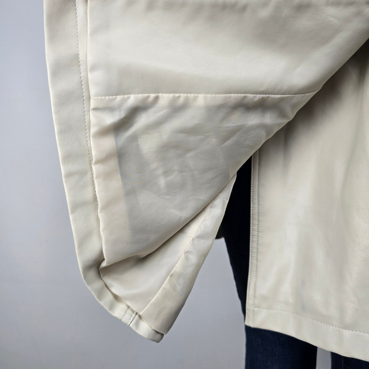 Penningtons Cream Vegan Leather Belted Trench Coat Size 2X