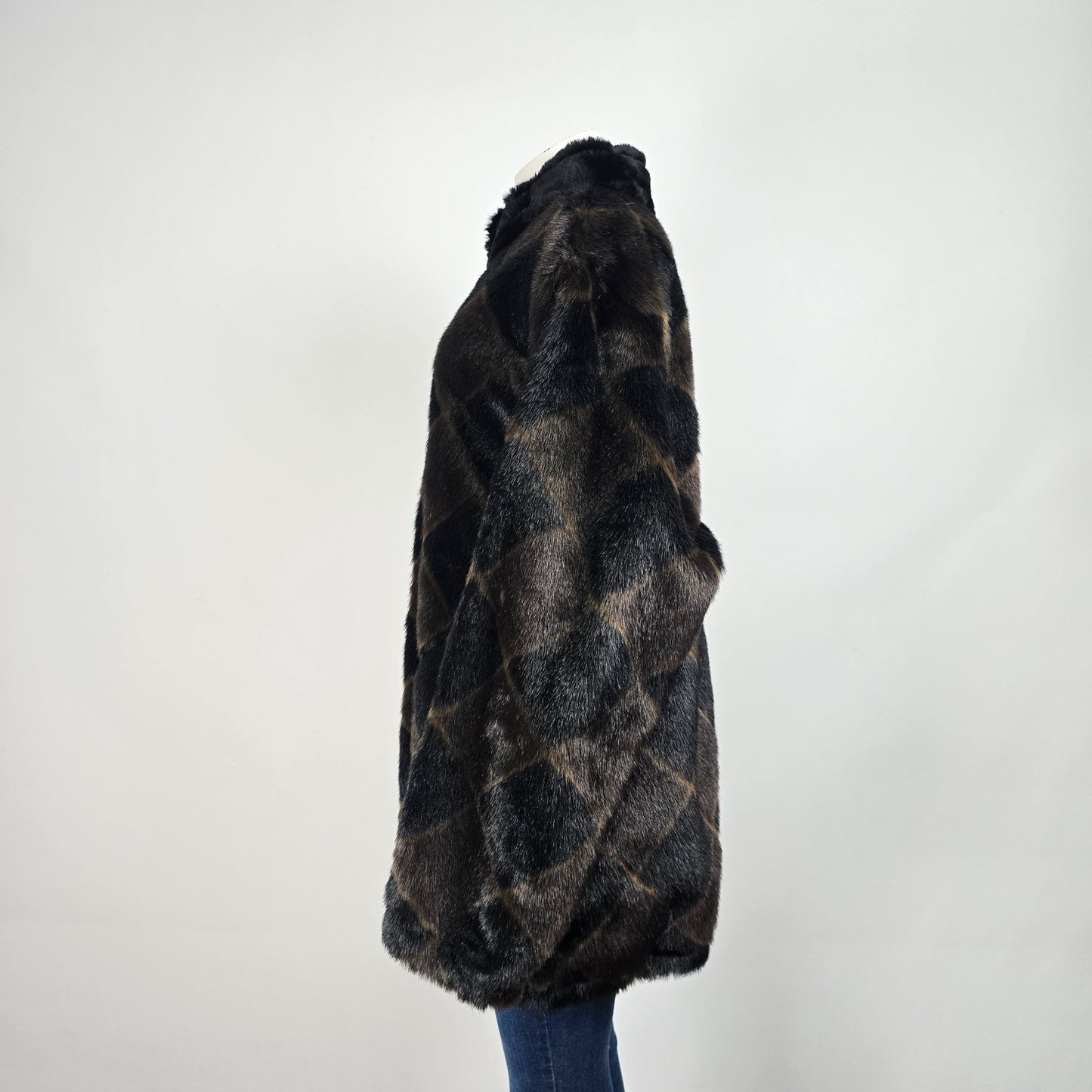 Design By S.A.D Brown Faux Fur Argyle Print Jacket Size 2XL
