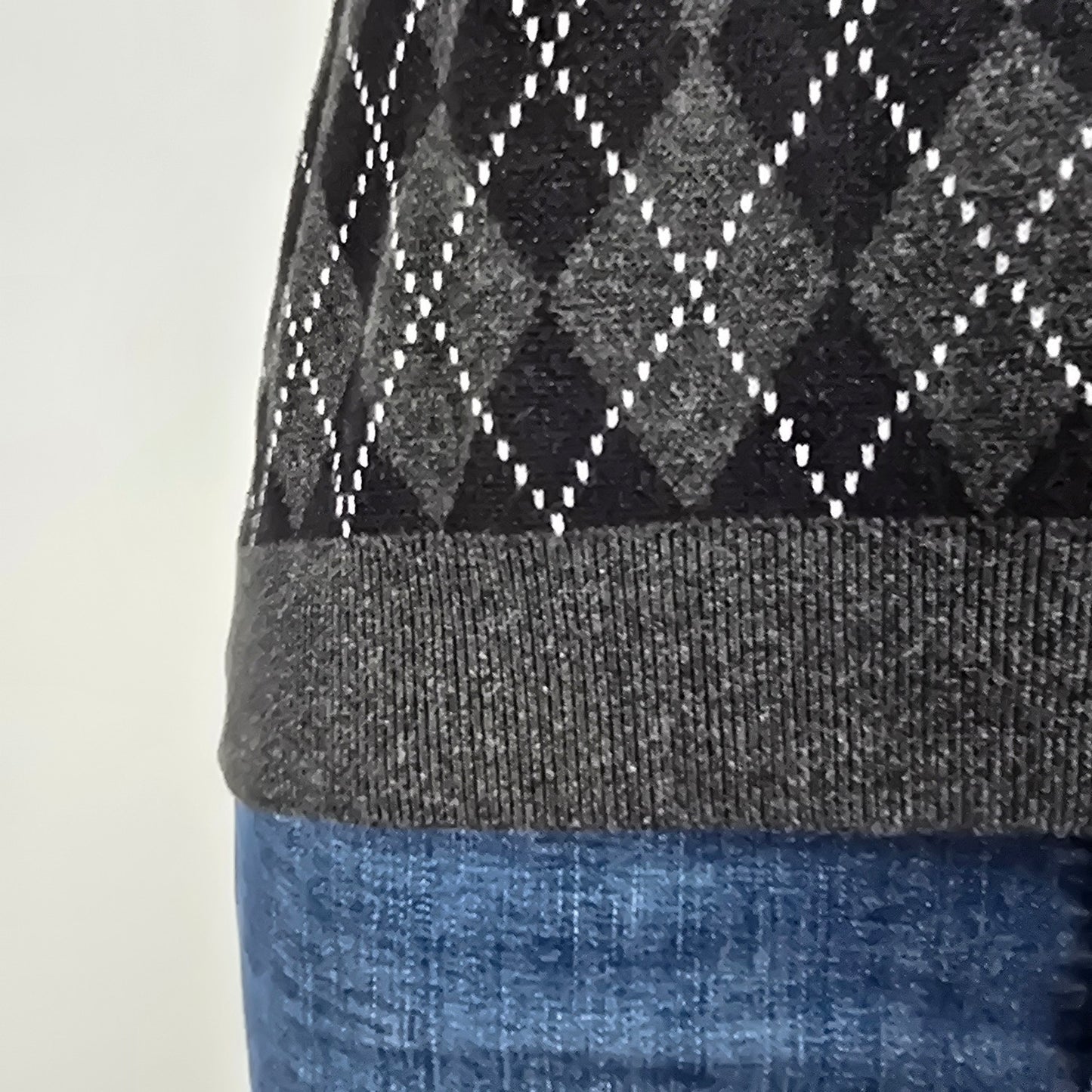 Kaily K Black Argyle Print Knit Frill Sleeve Sweater Size M