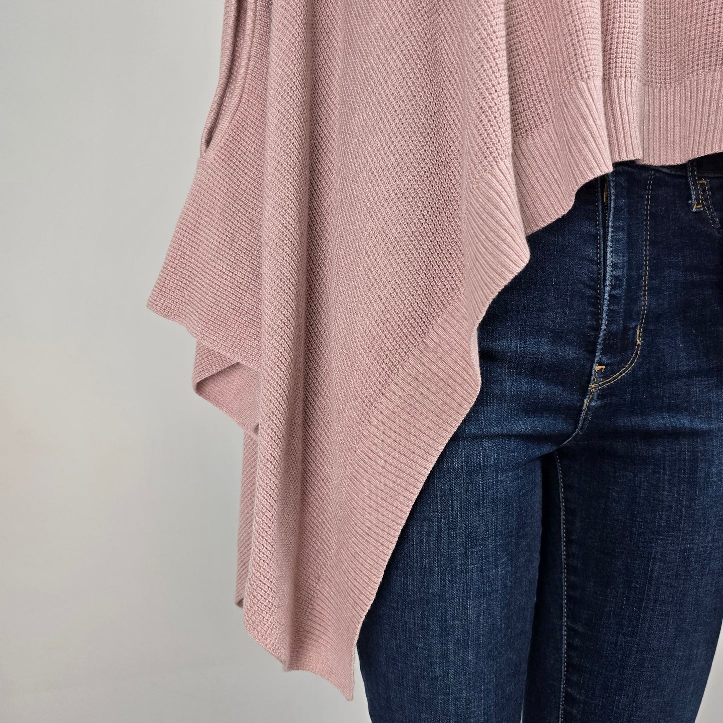 The Lululemon Forward Flow Cape Poncho Pink Onesize