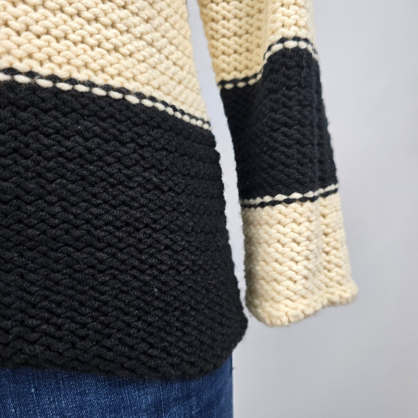 Sanctuary Black & Cream Knit Sweater Size L