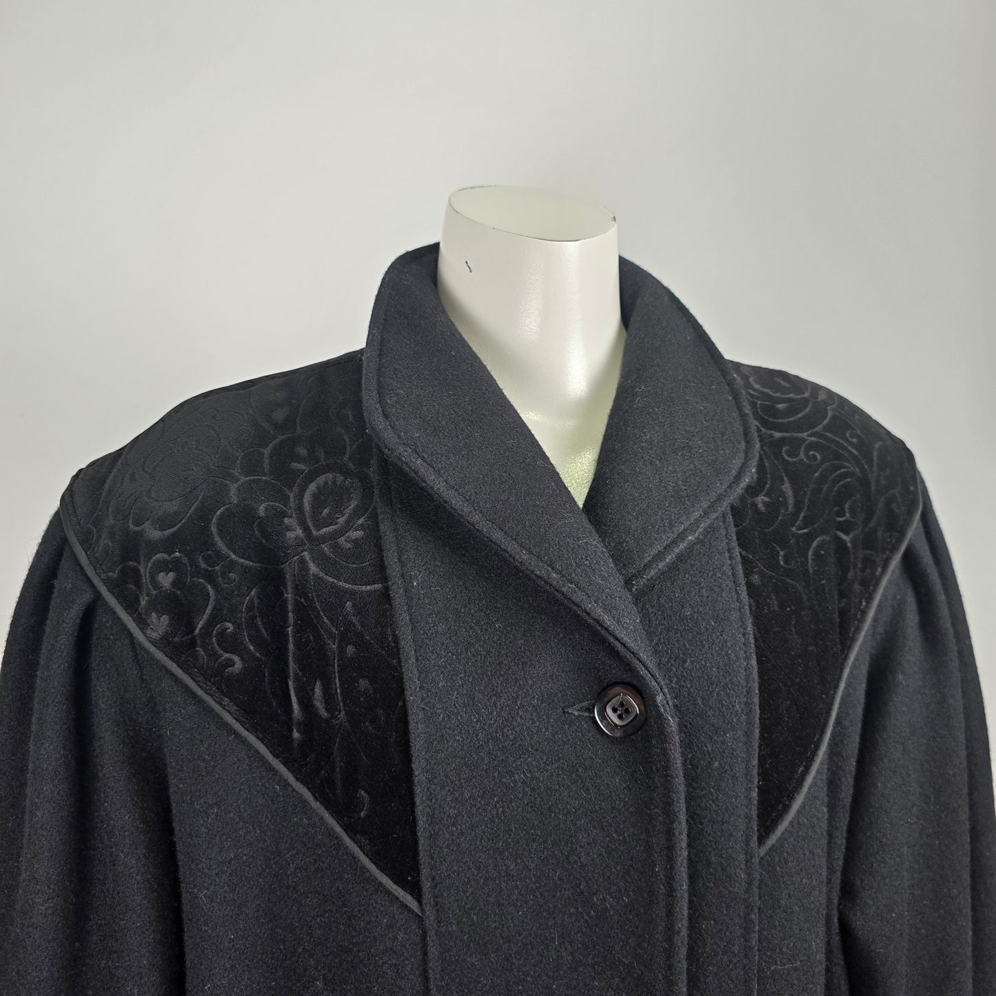 Vintage Black Wool Velvet Detail Button Up Pea Coat Size XL