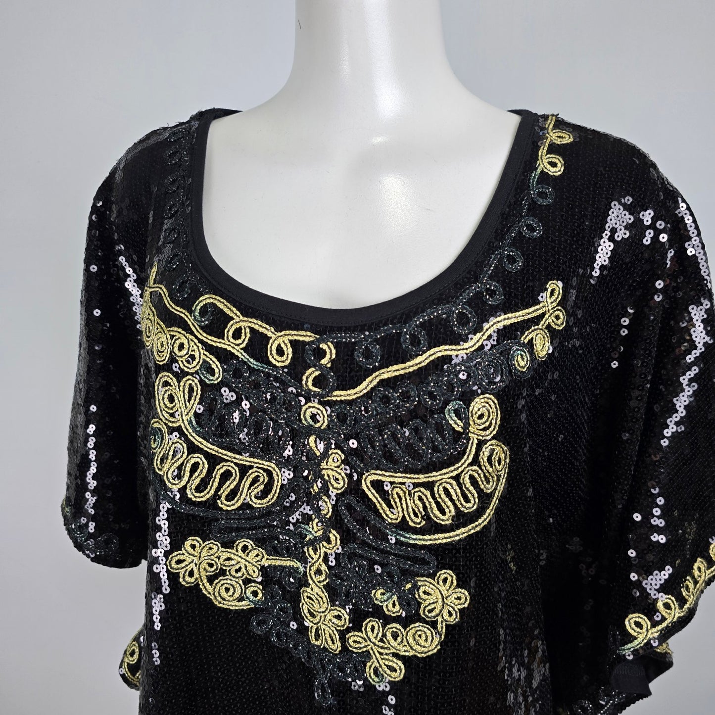 Vintage Once 1 Again Black & Gold Sequined Poncho Top Size 1X