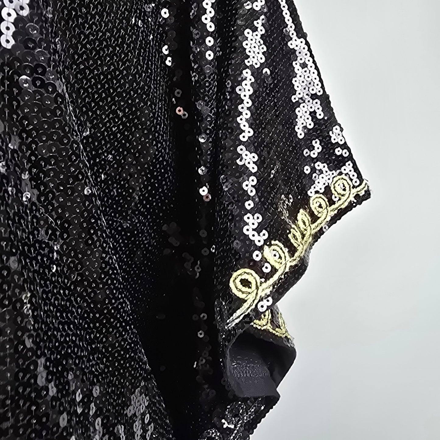 Vintage Once 1 Again Black & Gold Sequined Poncho Top Size 1X