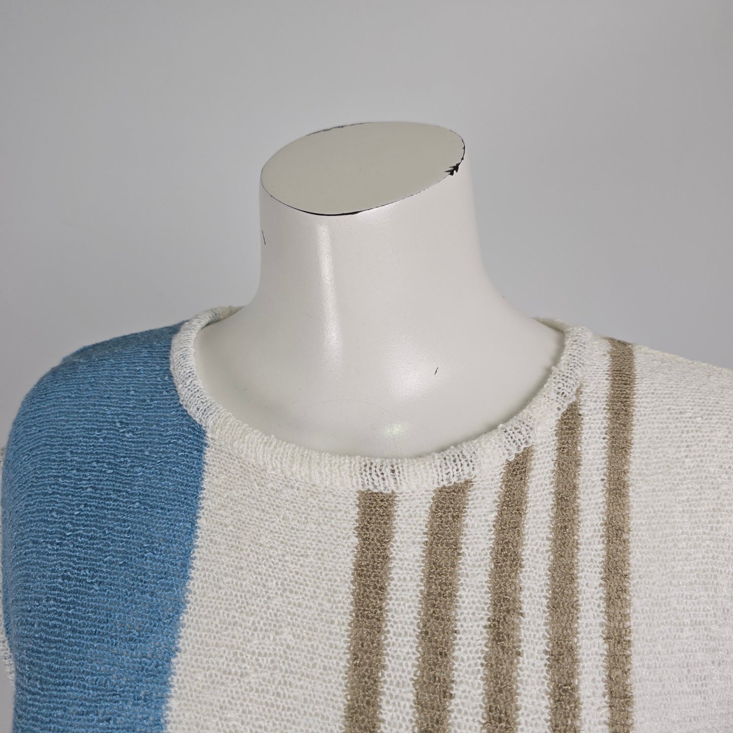 Vintage Alia White & Blue Knit Sweater Size M