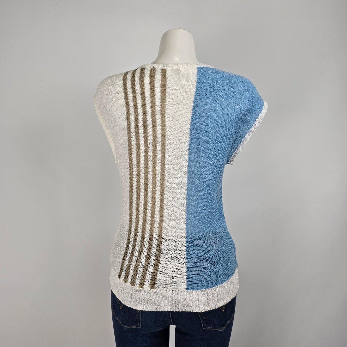 Vintage Alia White & Blue Knit Sweater Size M