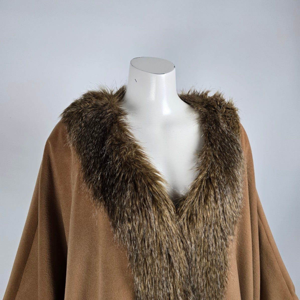 Adrienne Landau Brown Faux Fur Trimmed Poncho Jacket Size 3XL