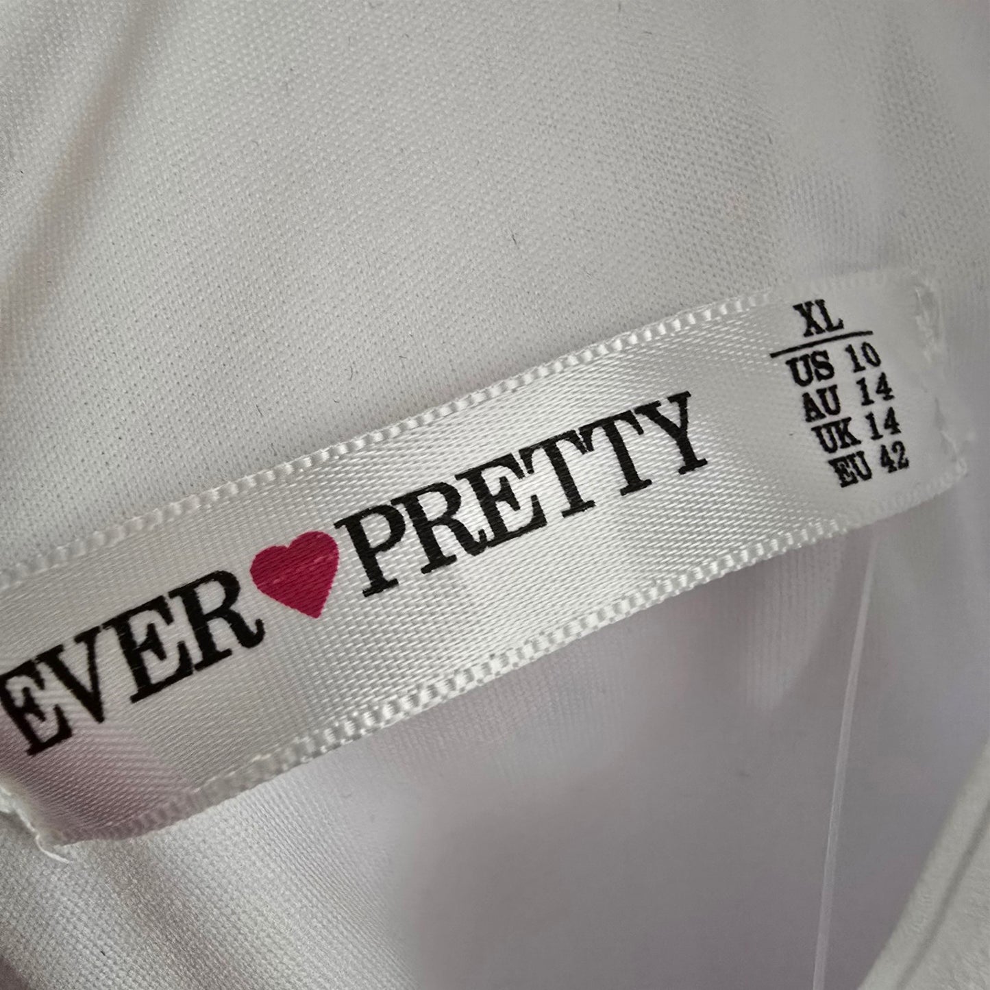 Ever Preety White Chiffon Wedding Dress Size 10