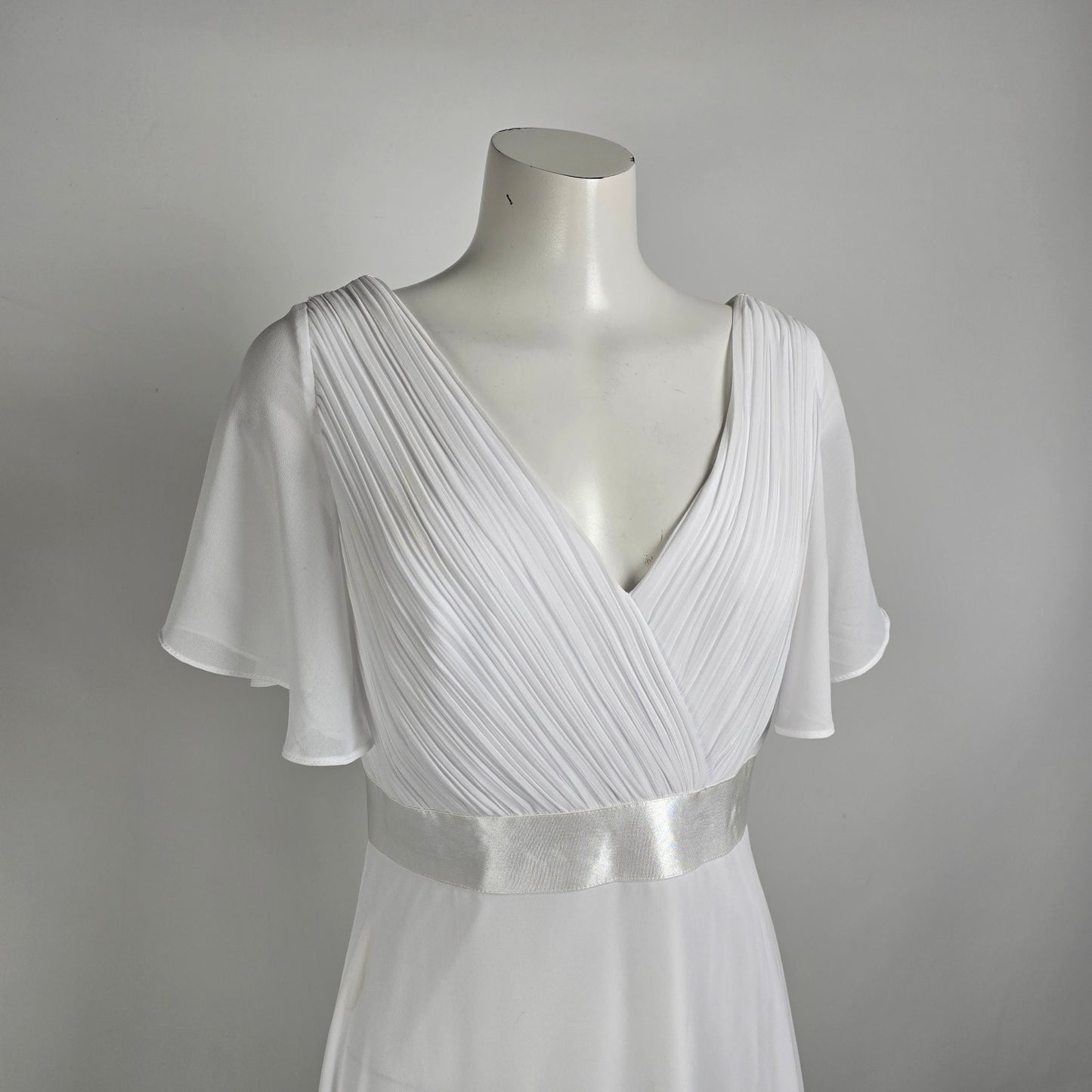 Ever Preety White Chiffon Wedding Dress Size 10