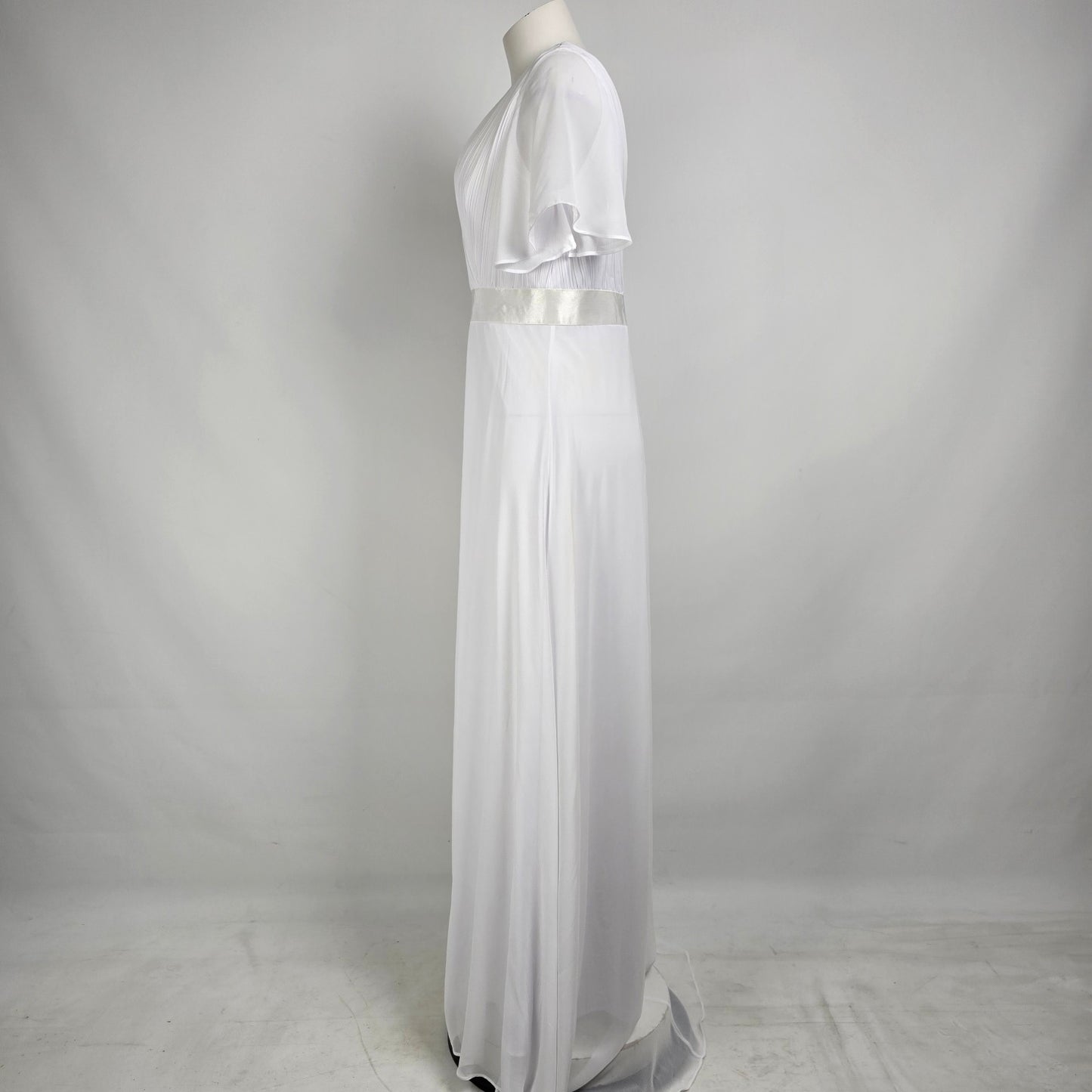 Ever Preety White Chiffon Wedding Dress Size 10