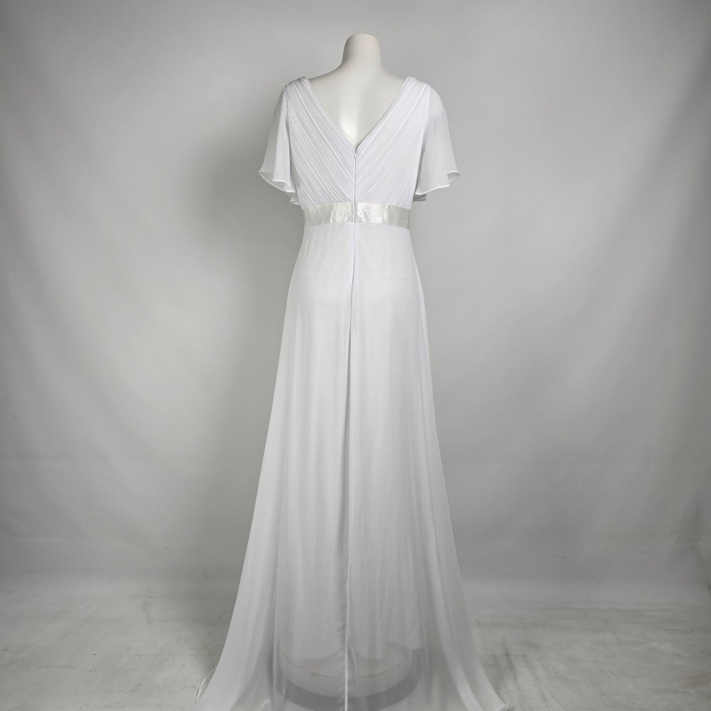 Ever Preety White Chiffon Wedding Dress Size 10