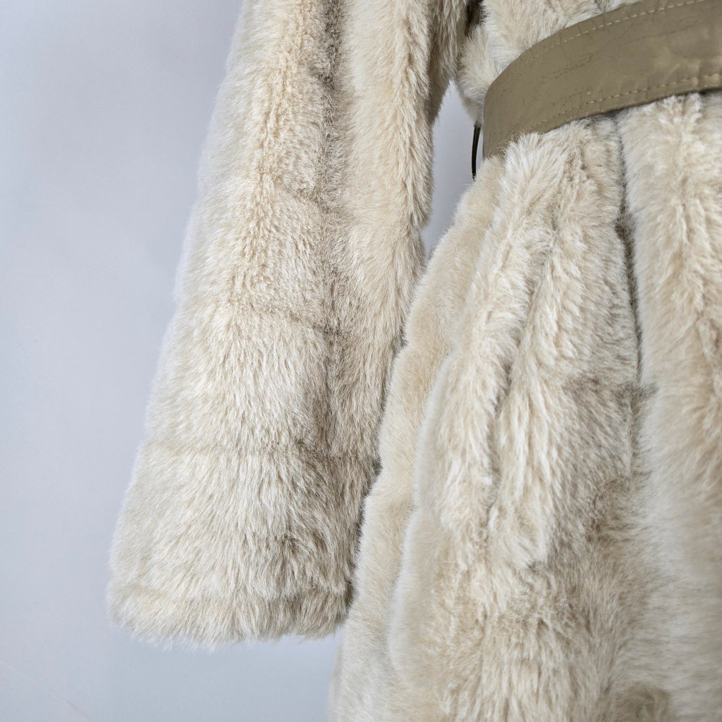 Vintage Cream Faux Fur Belted Coat Size M/L