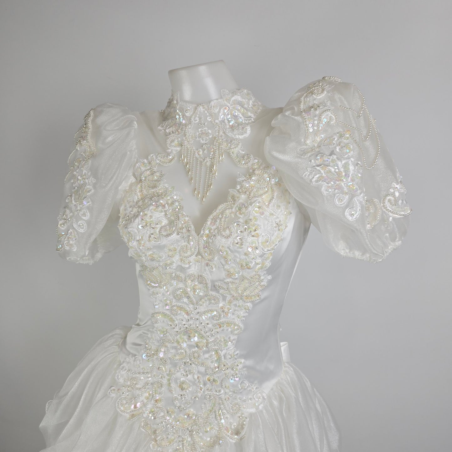 Vintage 80s White Lace Ruffle Skirt Beaded Wedding Gown Size XS