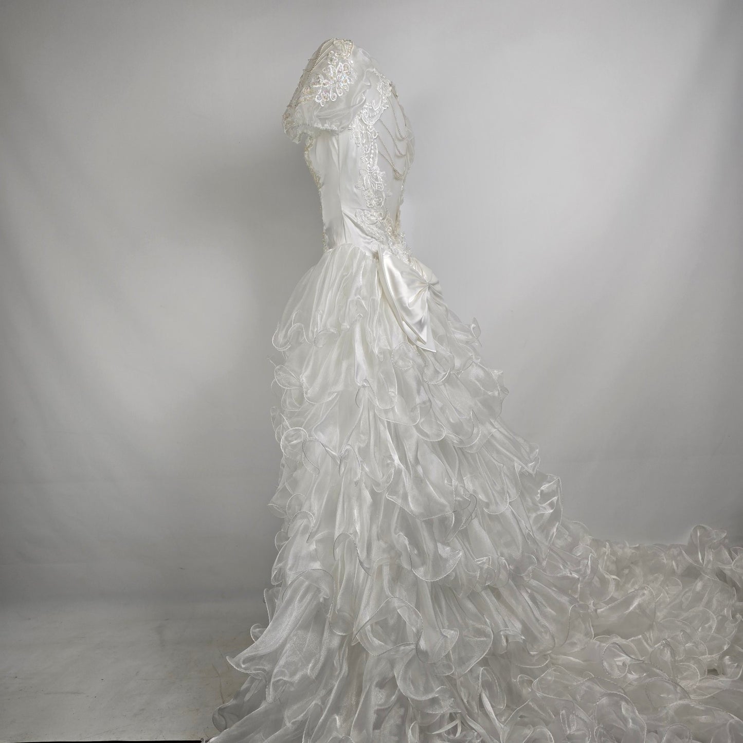 Vintage 80s White Lace Ruffle Skirt Beaded Wedding Gown Size XS