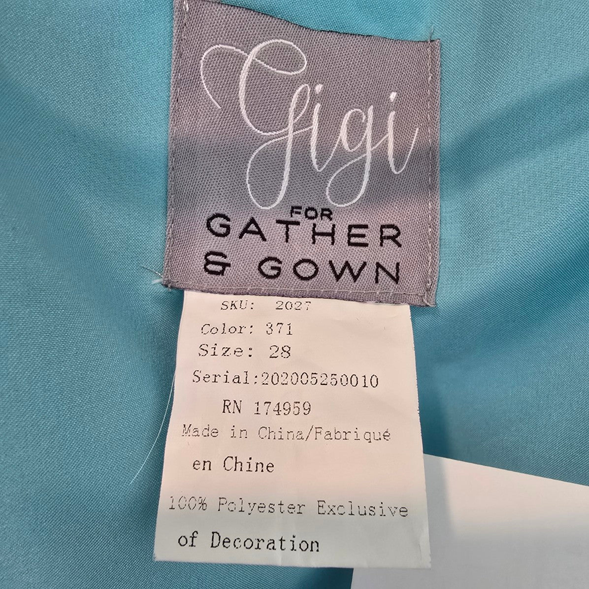Gather & Gown Blue Long Flowey Sleeve Wrap Gown Size 28 Style Faith
