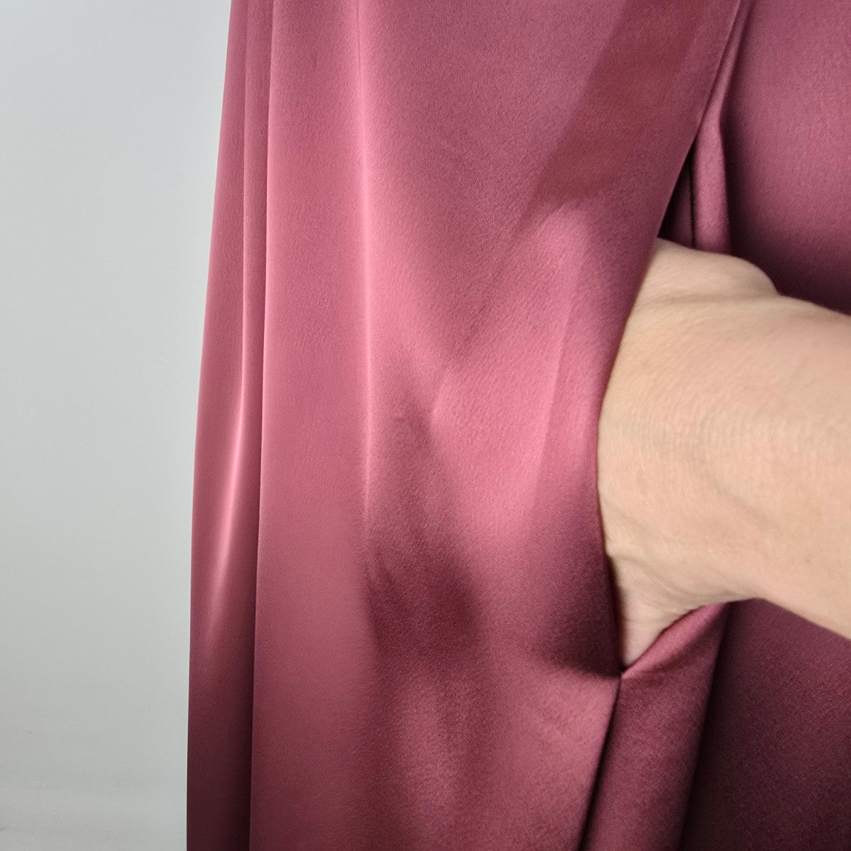 Morilee Maternity Silky Satin Rosewood Square Neck Dress Gown Size 18 Style 14101