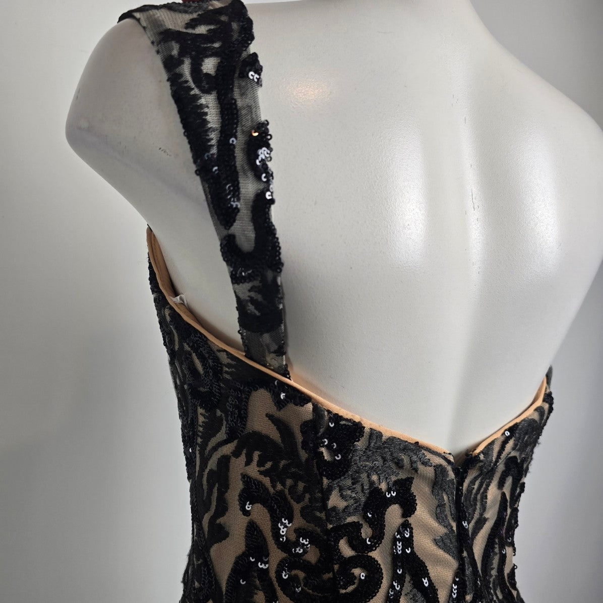 Azure Nude & Black Embroidered Lace Drop Sleeve Gown Size 8