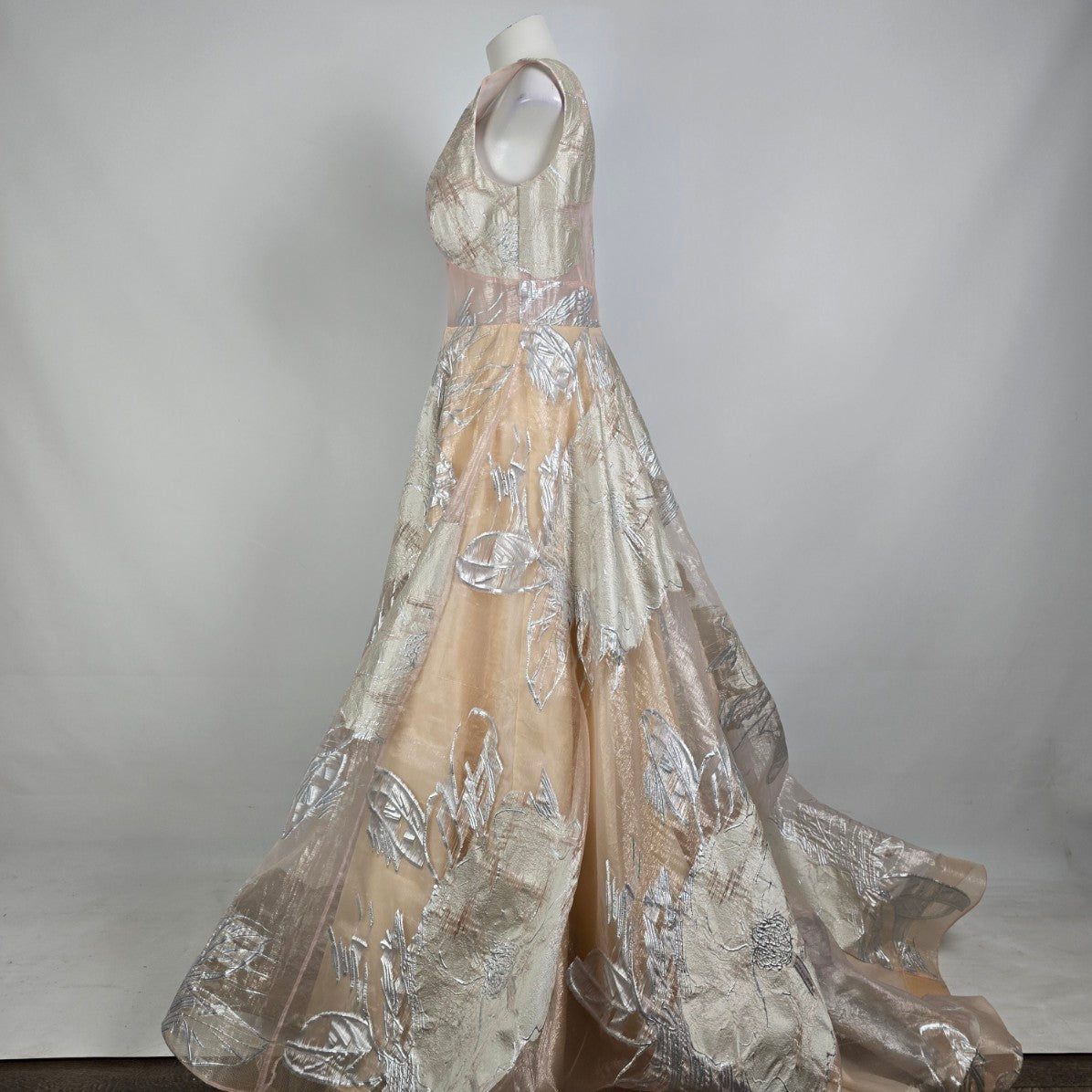 Azure Champagne & Gold Tulle Hem Eventwear Gown Size 12 Style A8056