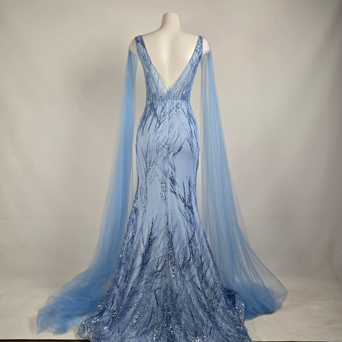 Monsini Blue Tulle Sparkle Eventwear Gown Size 6 Style 31953