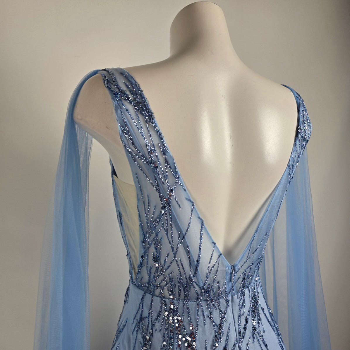 Monsini Blue Tulle Sparkle Eventwear Gown Size 6 Style 31953