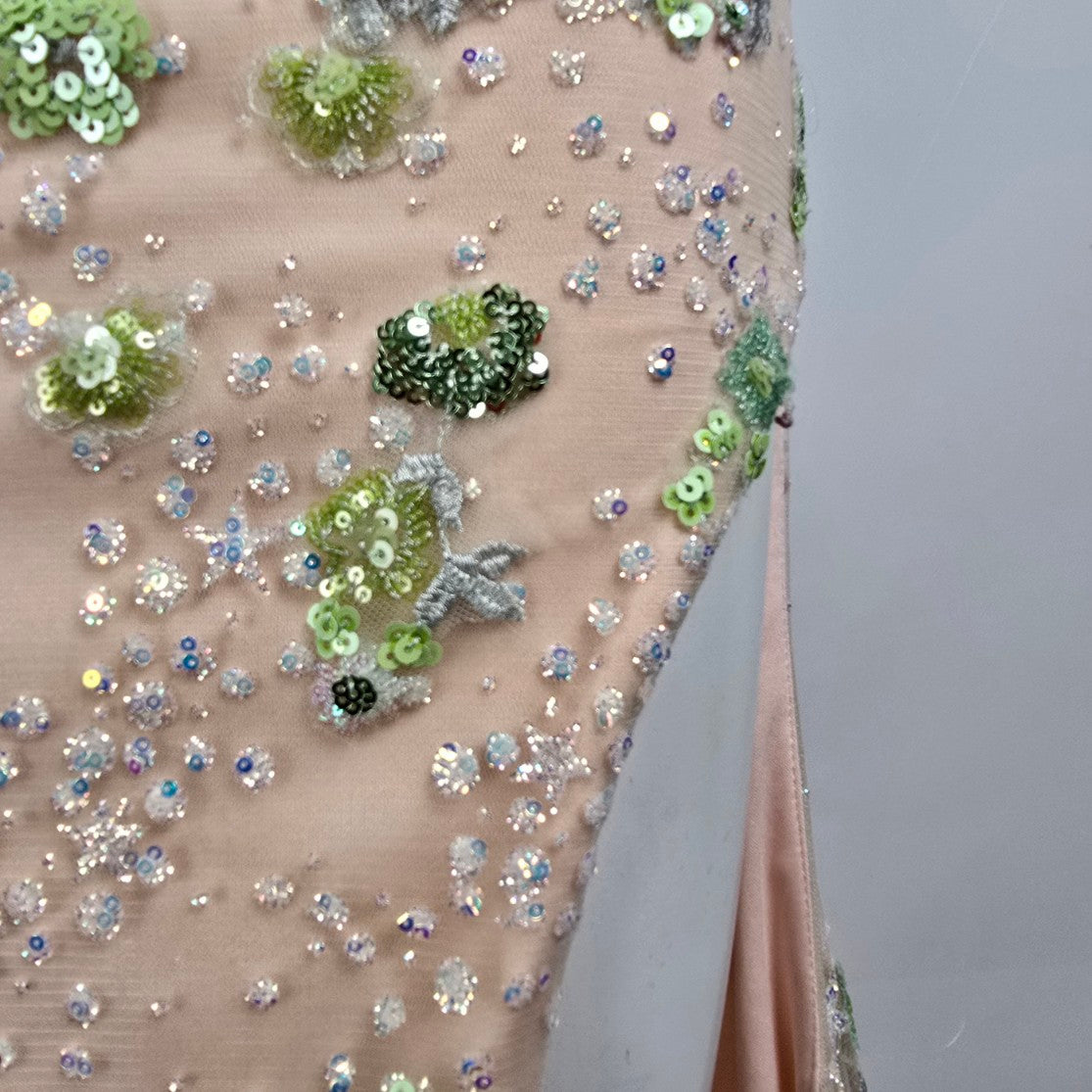Colors Blush Floral Sequined Eventwear Gown Size 4 Style 3447