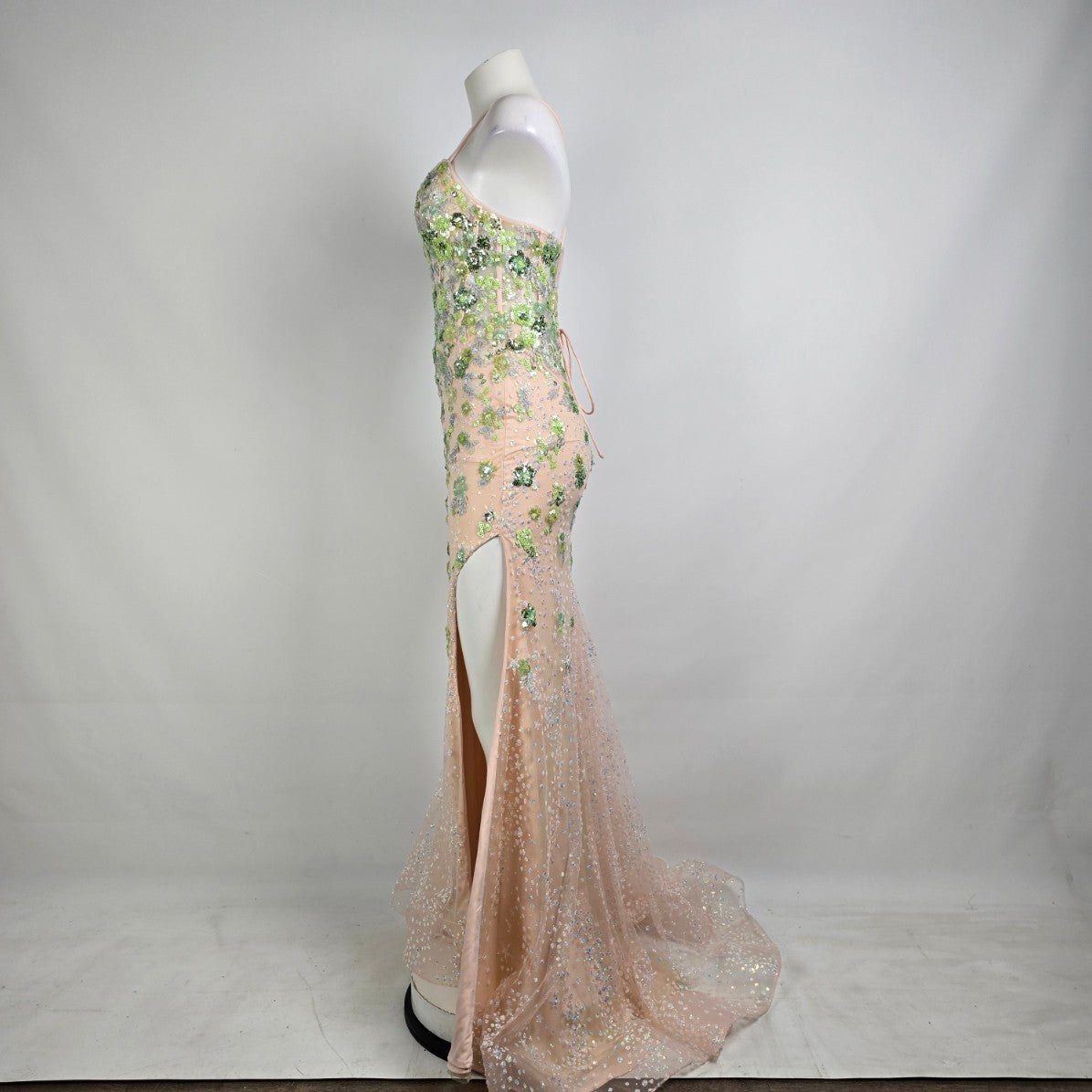 Colors Blush Floral Sequined Eventwear Gown Size 4 Style 3447