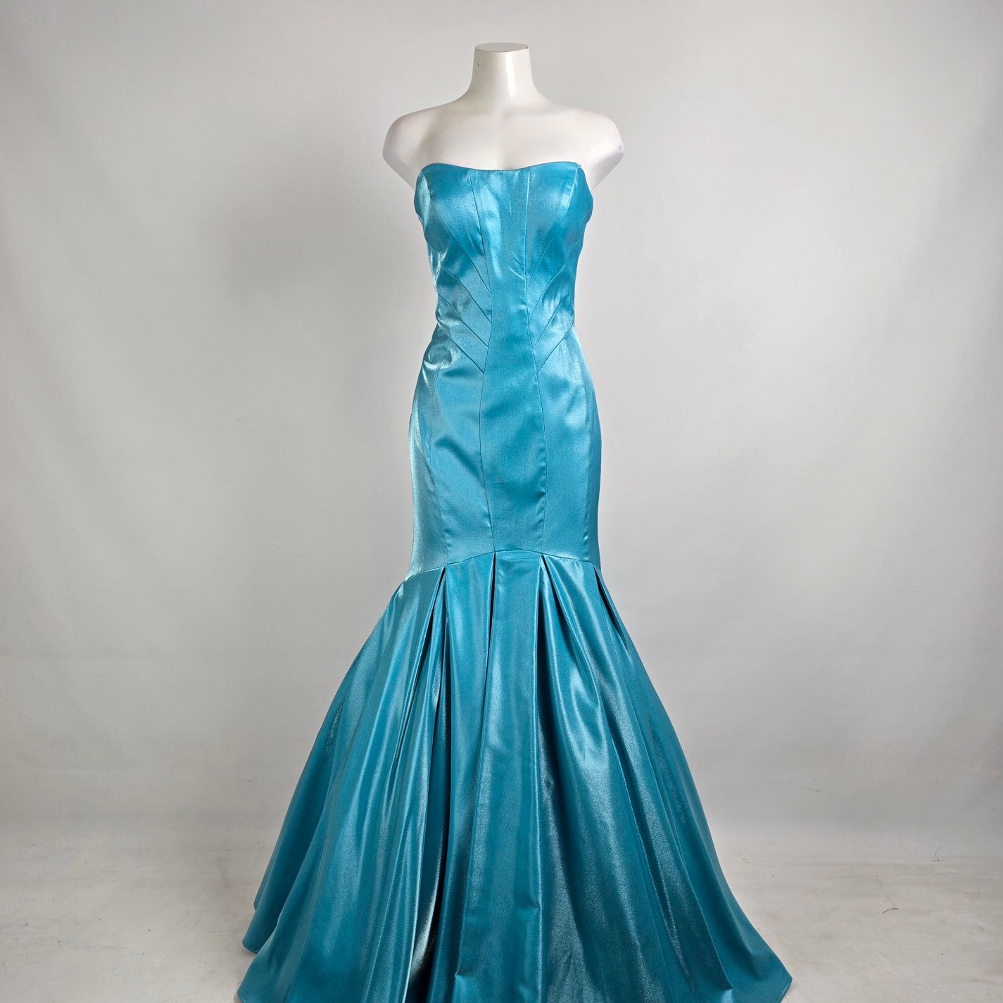 Angela & Alison Blue Metallic Mermaid Eventwear Gown Size 14