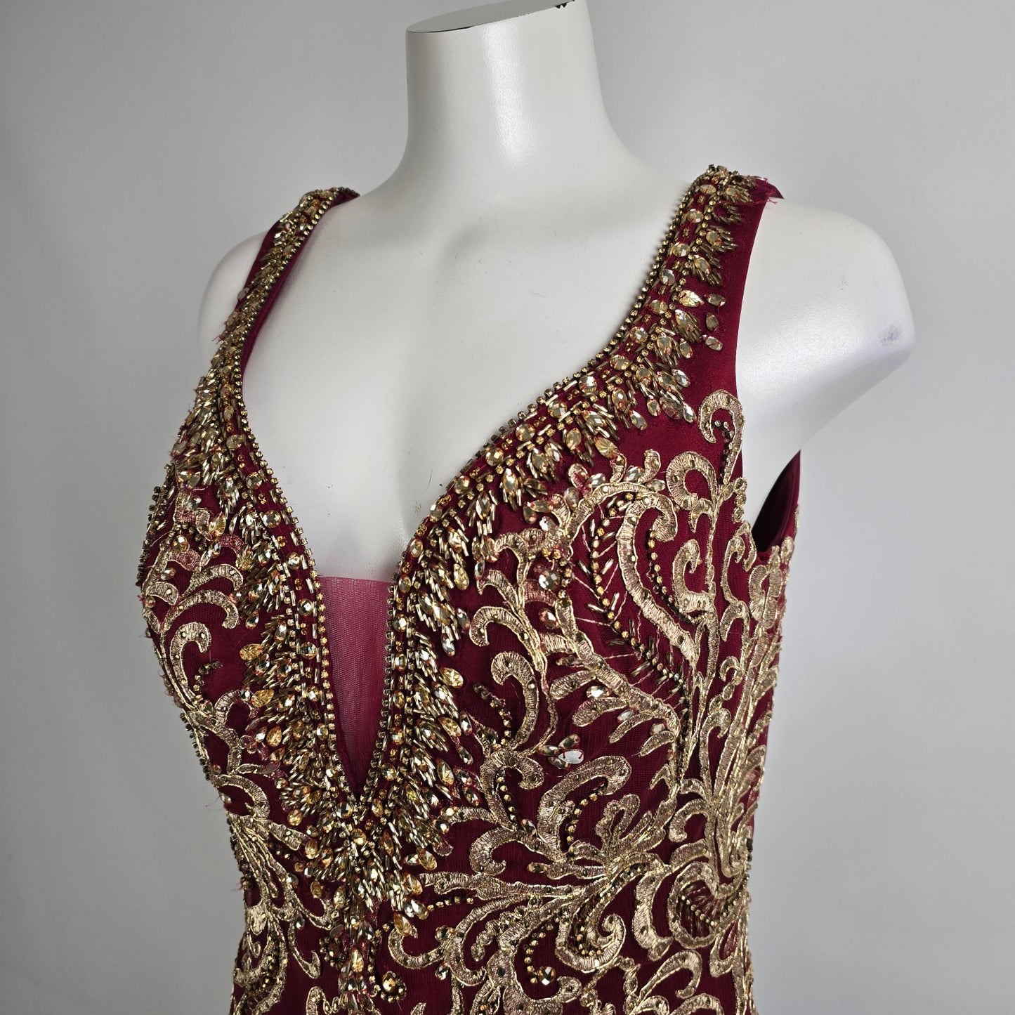 Splash Marsalla & Gold Ebroidered Beaded Eventwear Gown Size 14