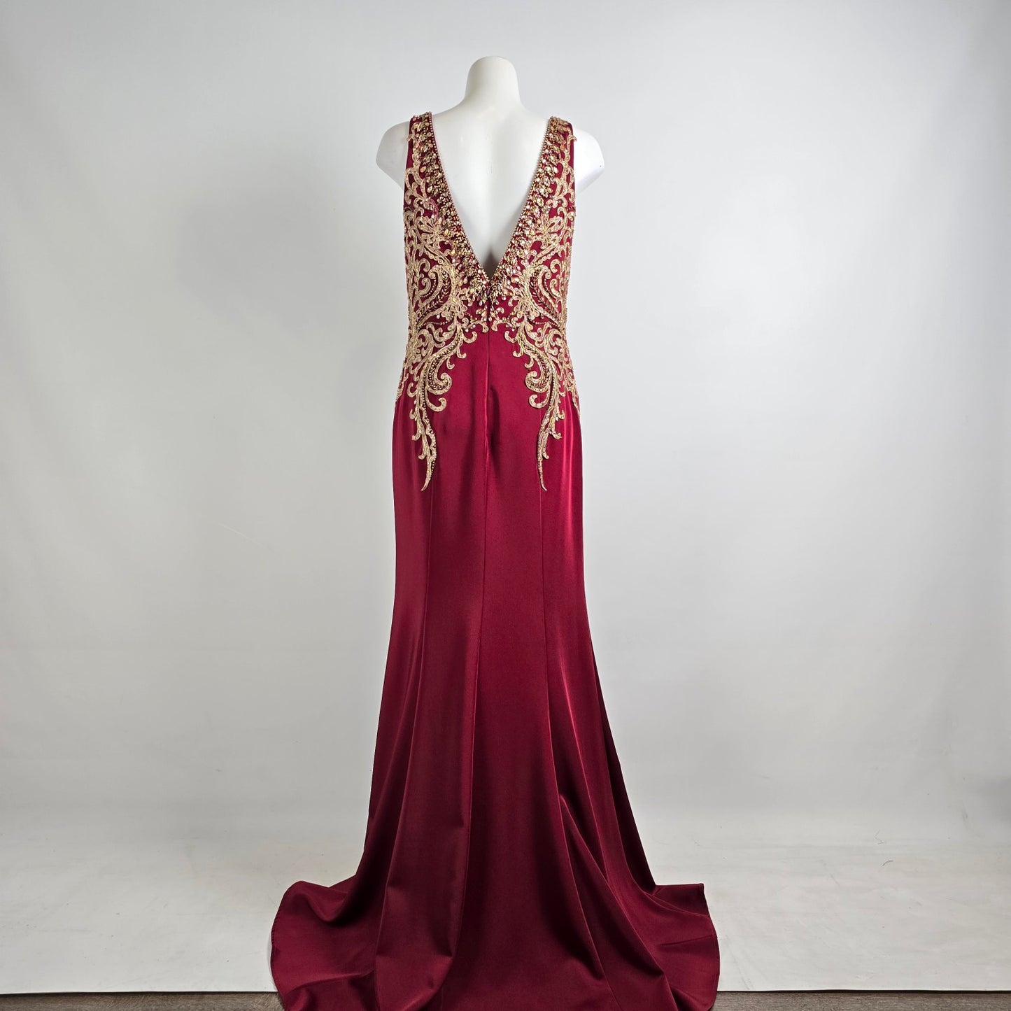 Splash Marsalla & Gold Ebroidered Beaded Eventwear Gown Size 14
