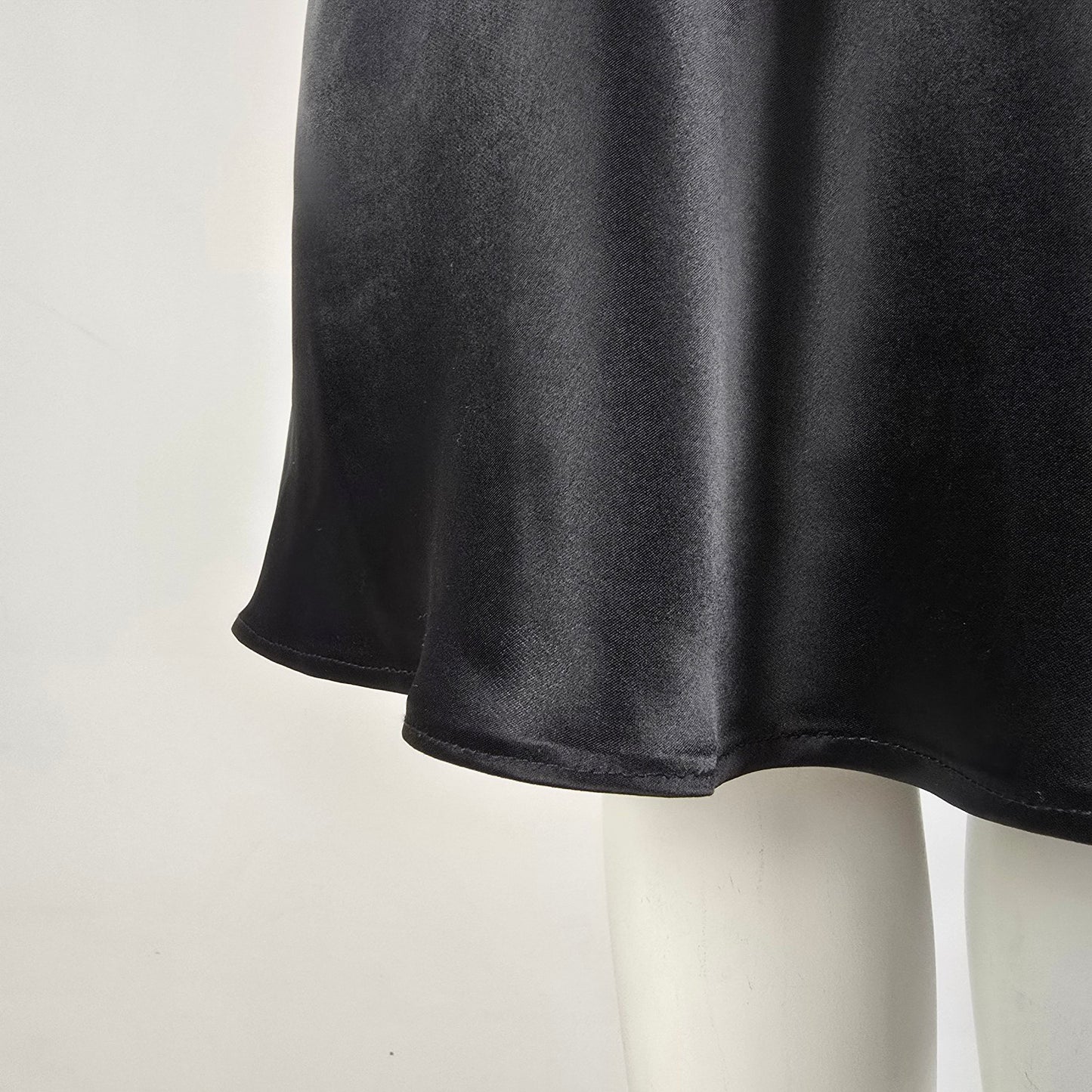 Planet Black Sequined Neckline Midi Dress Size 6