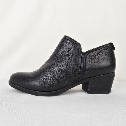 Naturalizer Zarie Black Leather Ankle Boots Size 7