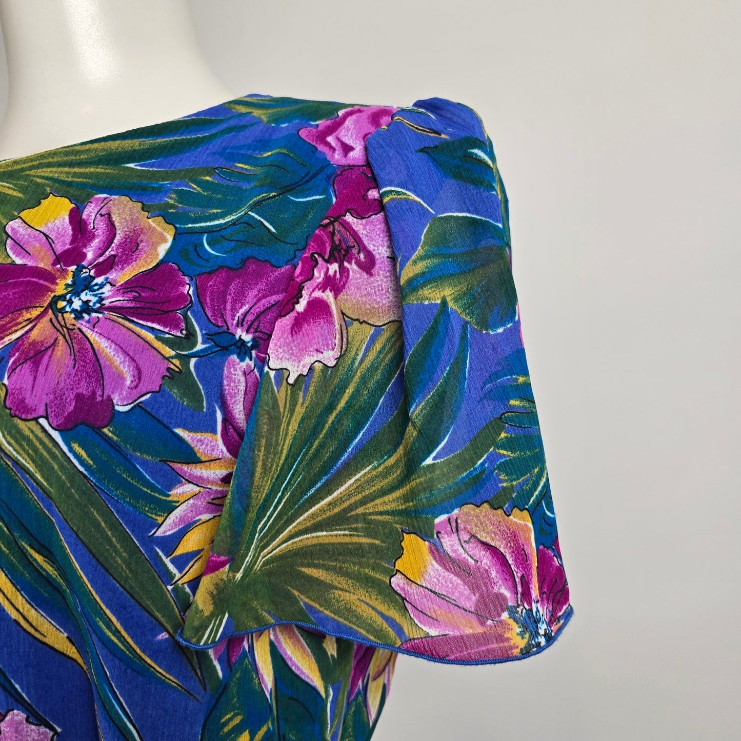 Vintage Orite Blue Floral Fit & Flare Dress Size 9/10 DYL Fashions Vintage Orite Blue Floral Fit & Flare Dress Size 9/10 DYL Fashions