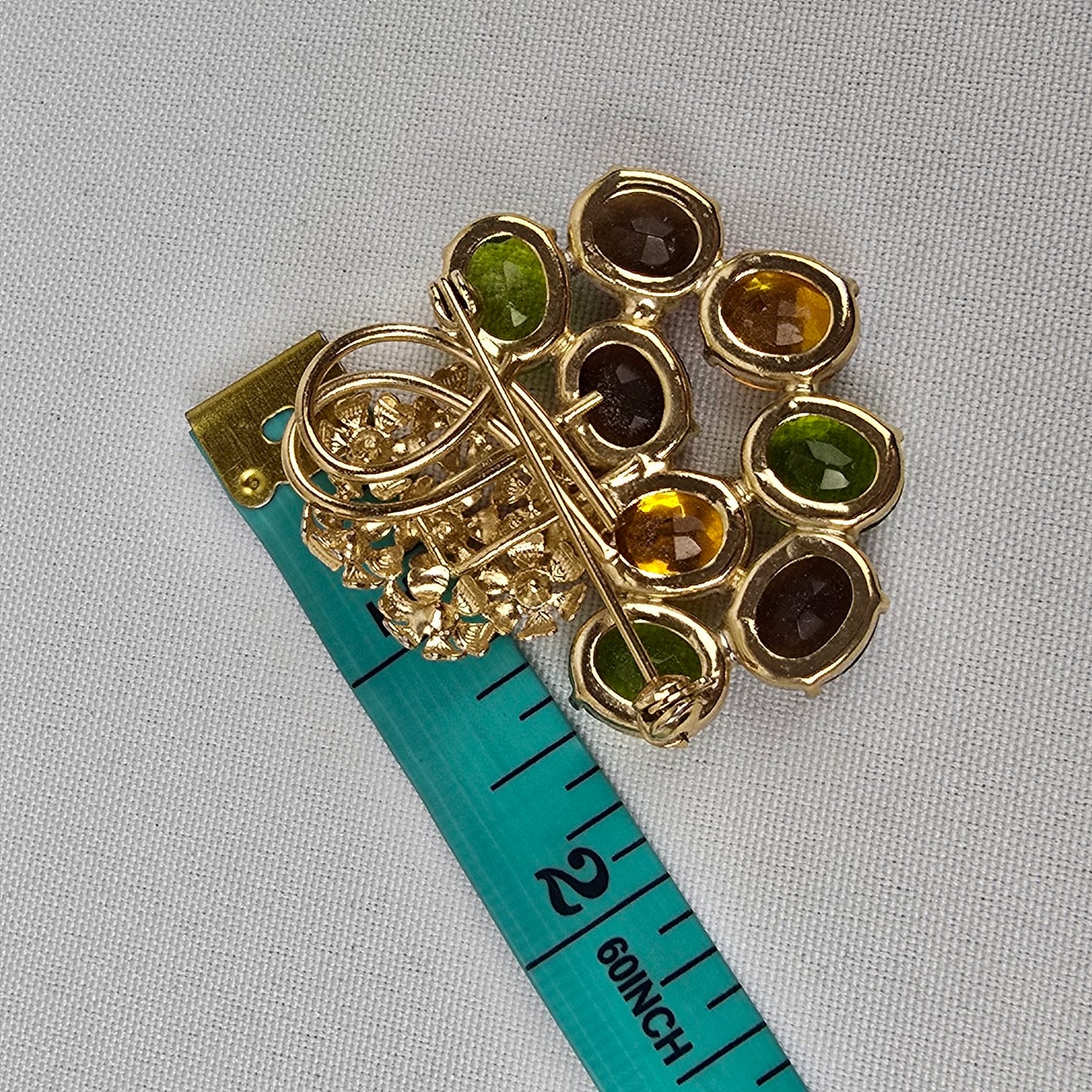 Vintage Gold Tone Green Crystal Glass Brooch