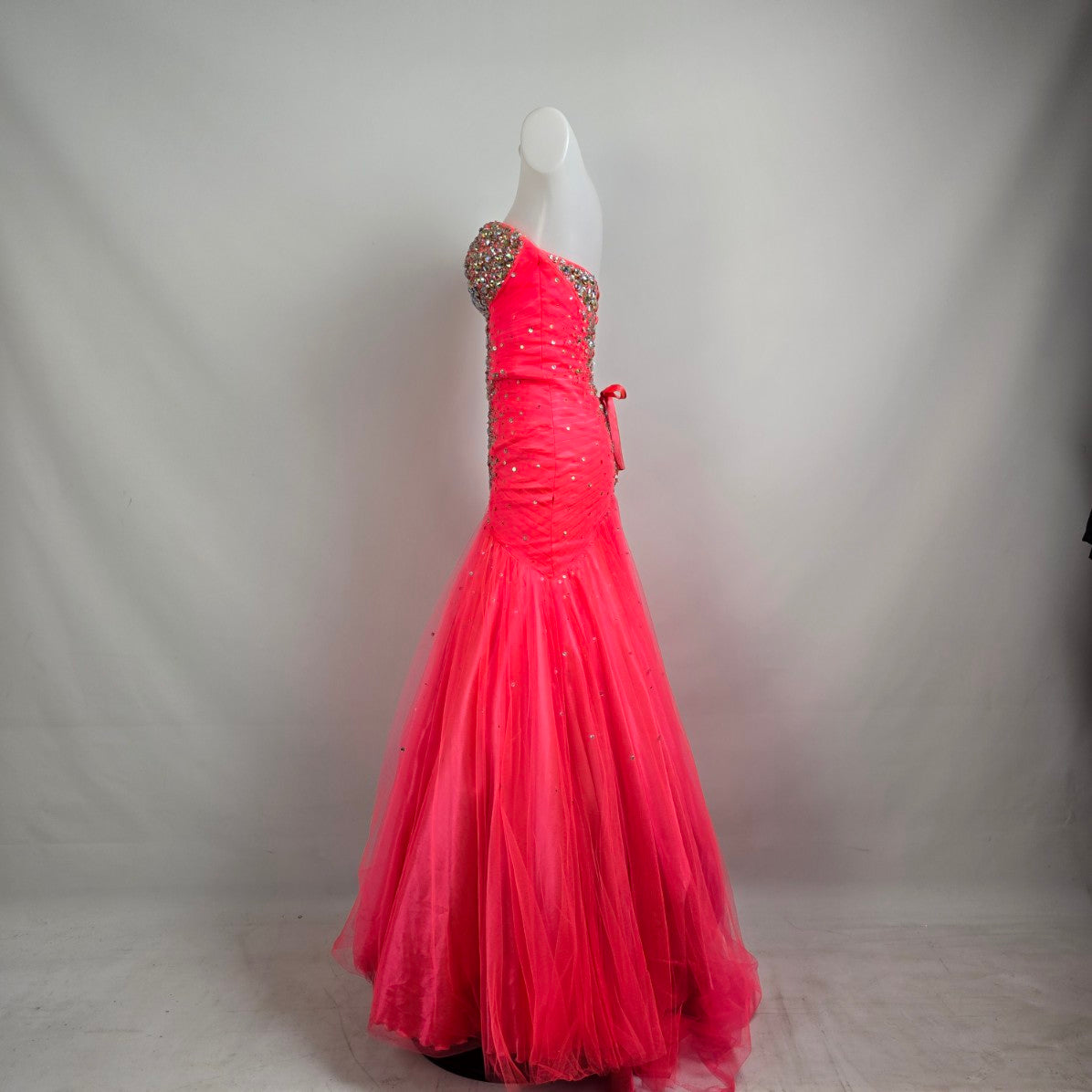 Mori Lee Bright Pink Crystal Bodice Mermaid Tulle Grad Event Gown Size 5/6