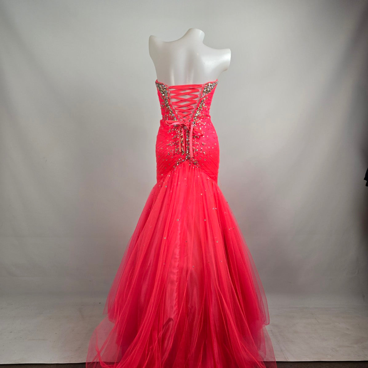 Mori Lee Bright Pink Crystal Bodice Mermaid Tulle Grad Event Gown Size 5/6