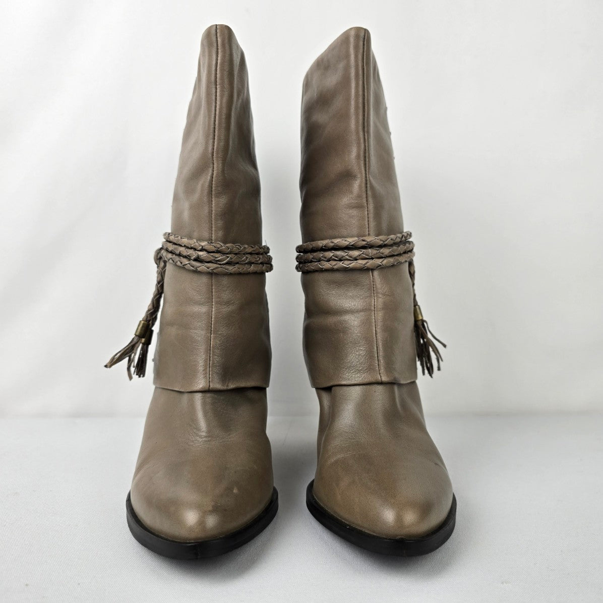 B. Makowsky Taupe Leather Ankle Boots Size 8.5