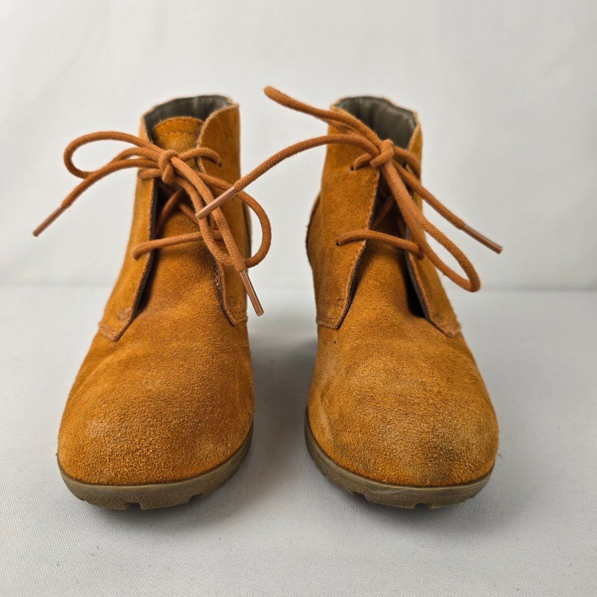 White Mountain Brown Lace Up Wedge Bootie Size 8