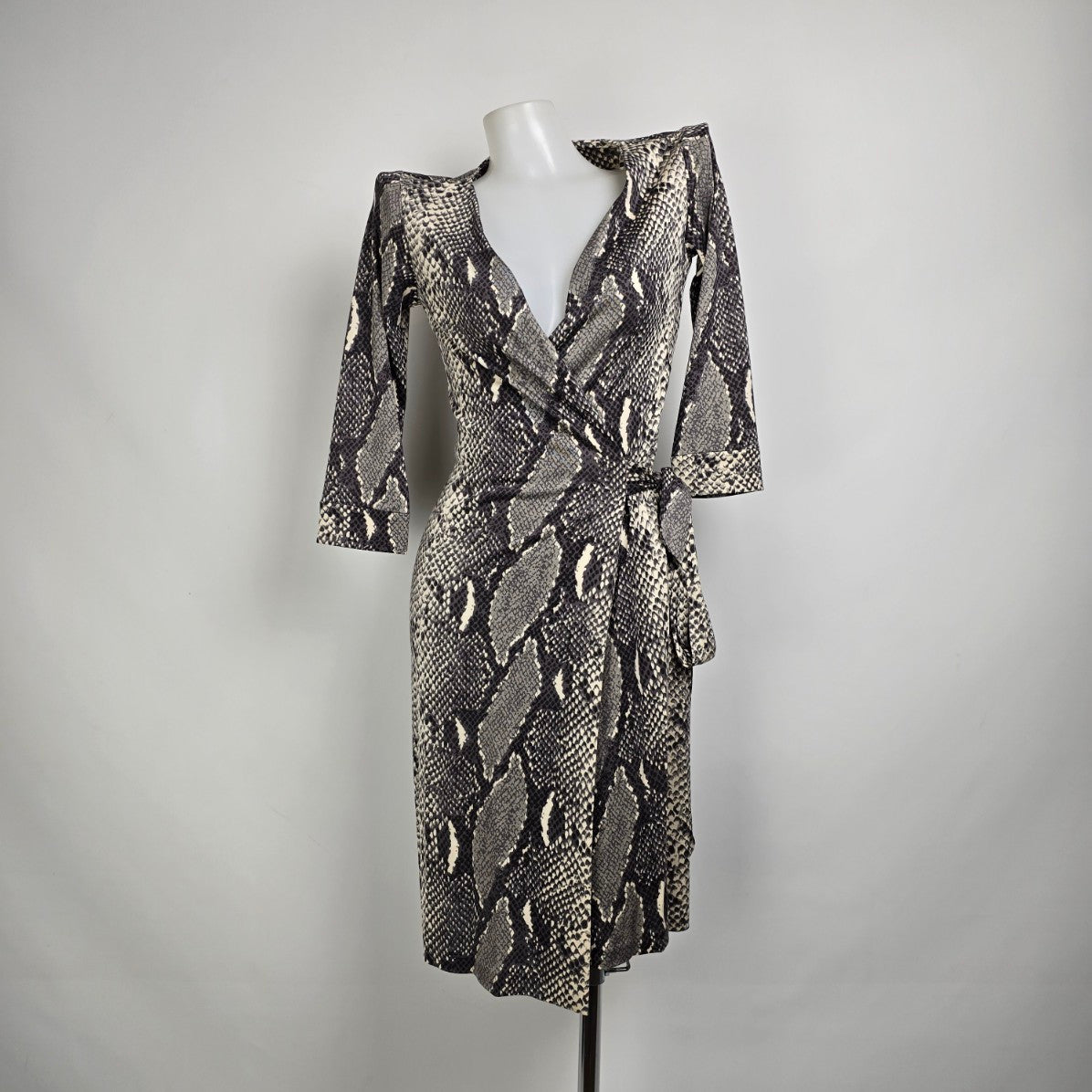 Diane Von Furstenburg Julian Python Snake-Print Silk Wrap Dress Size 2