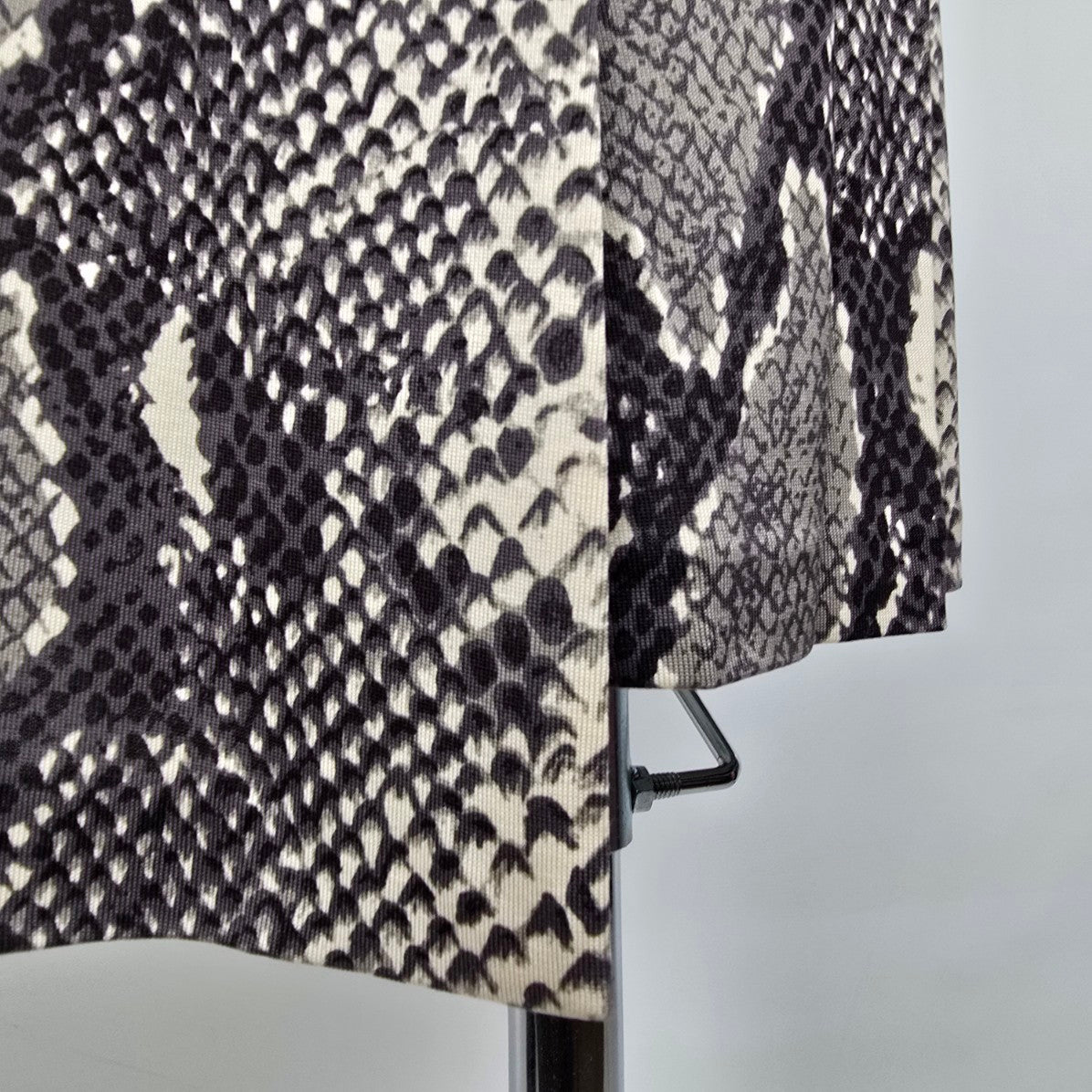 Diane Von Furstenburg Julian Python Snake-Print Silk Wrap Dress Size 2