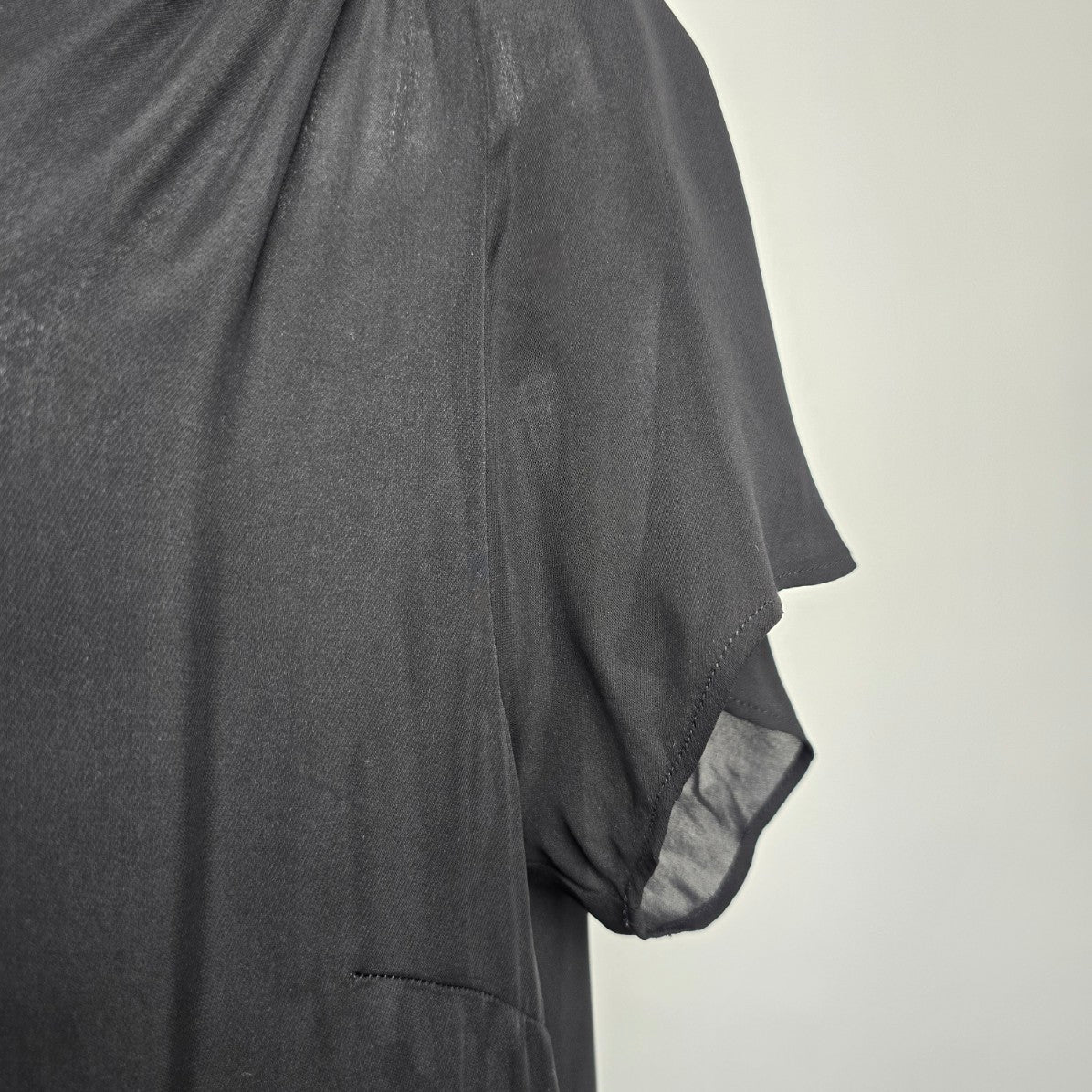 Cabi Fiore Black Floral Print Sheer V-neck Tunic Top Size M