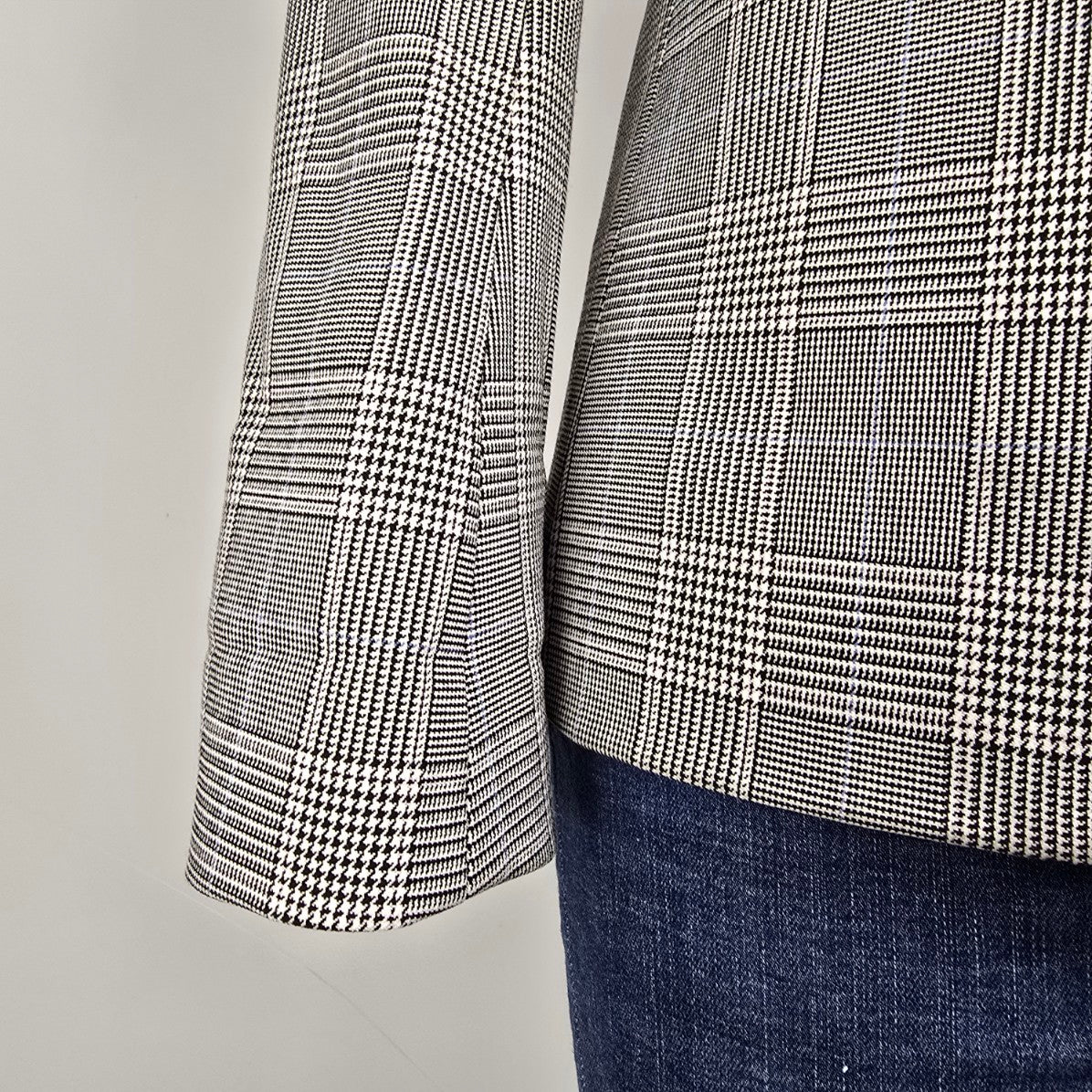 Sunday Best Aritzia Houndstooth Double Breasted Plaid Blazer Size XS
