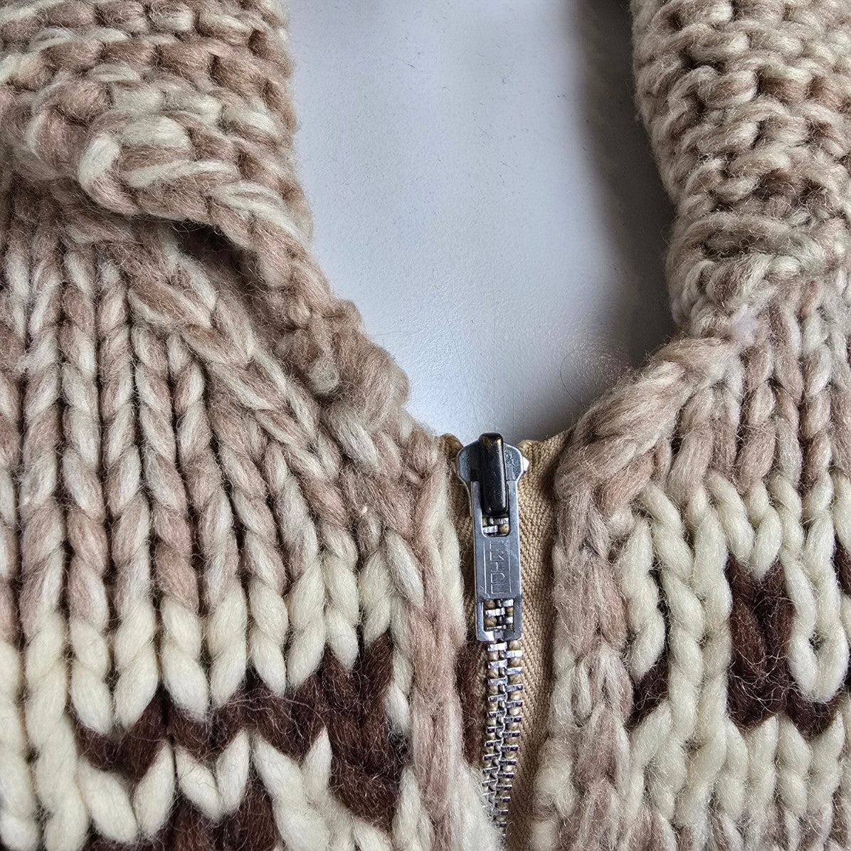 Vintage Brown Cowichan Knit Sweater Jacket Size XL